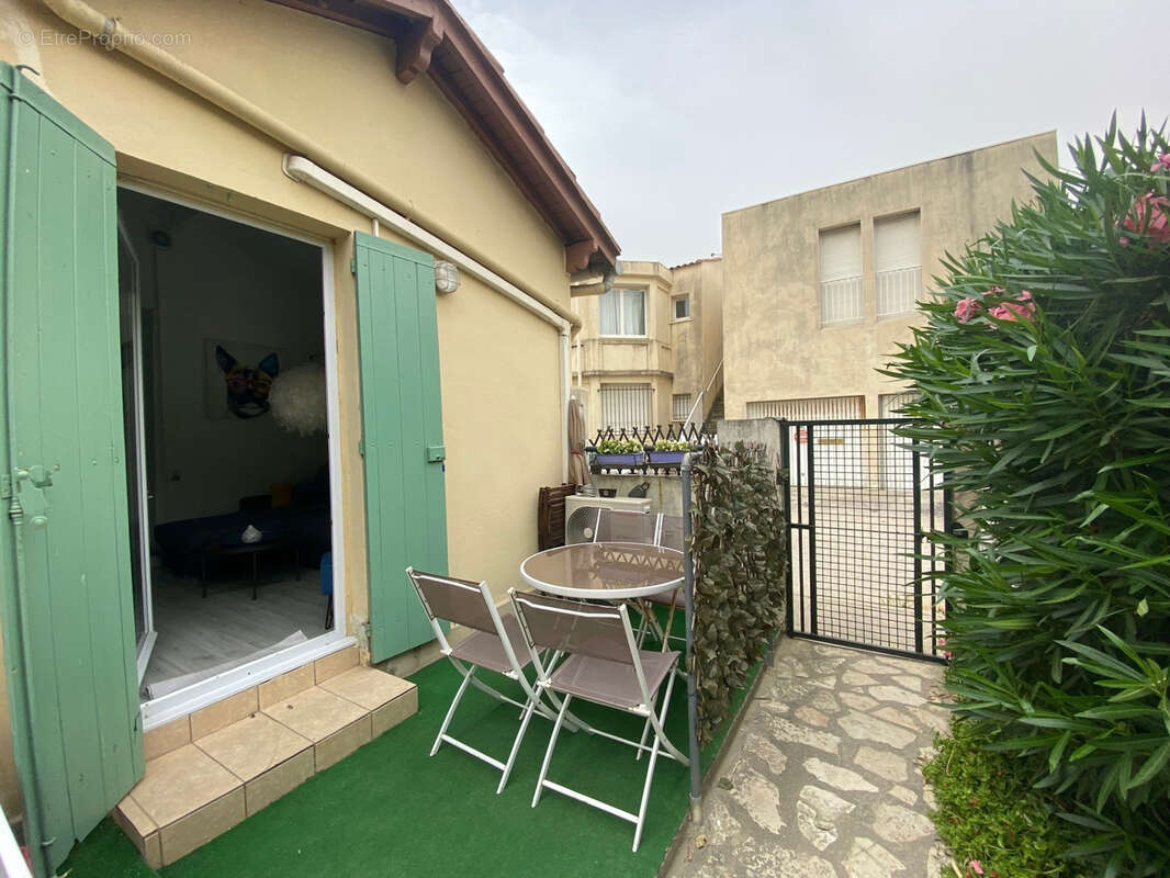 Appartement à MAUGUIO