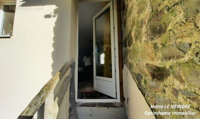 Maison à MUR-DE-BRETAGNE