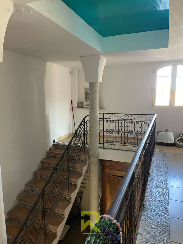 Maison à FOURQUES