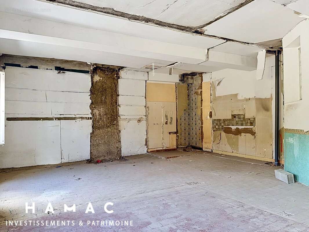 Appartement à GREZIEU-LA-VARENNE