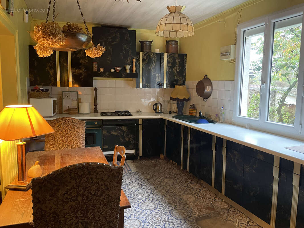 Maison à CHAMPROND-EN-GATINE