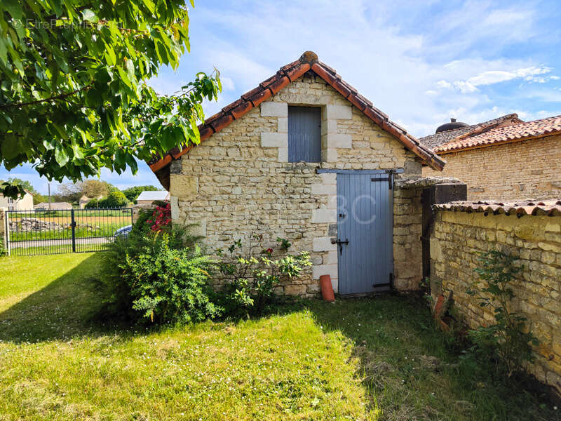 Maison à CIVRAY