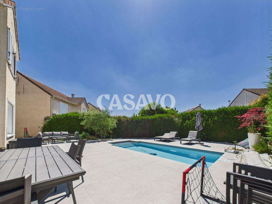 Maison à SAINT-BRICE-SOUS-FORET