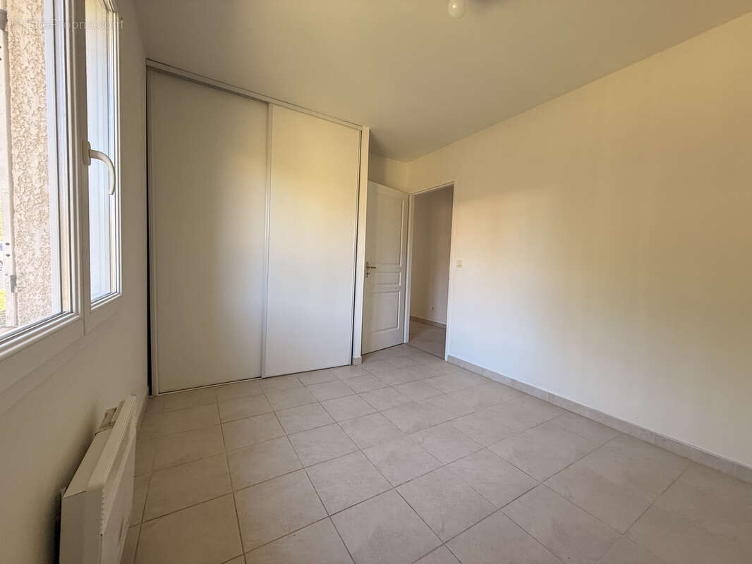 Maison à SAUVAGNAS