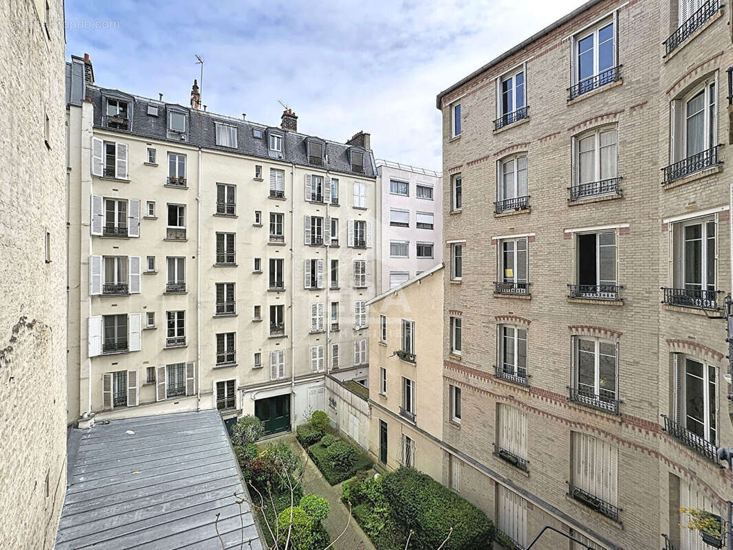 Appartement à PARIS-12E