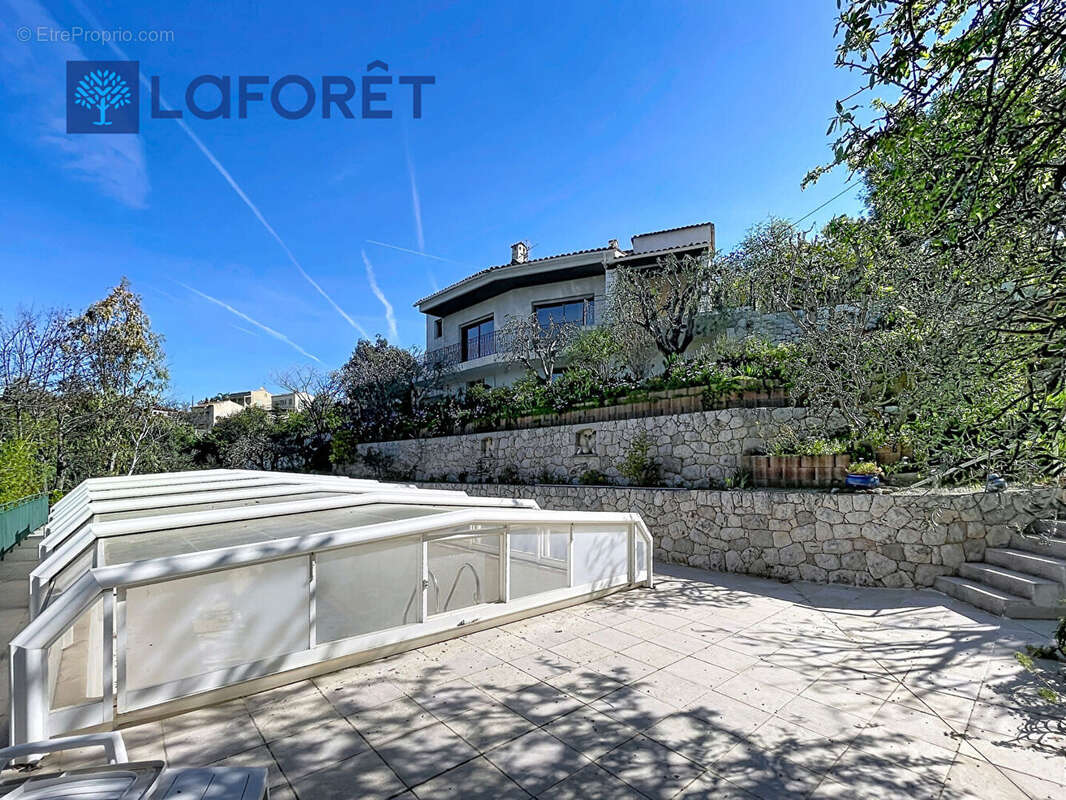 Maison Cagnes Sur Mer 10 pièce(s) 330m2 - photo 15