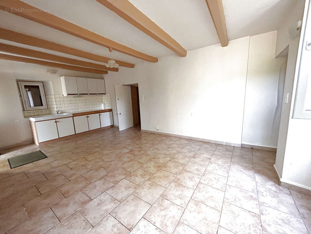 Maison à GRAND-BRASSAC