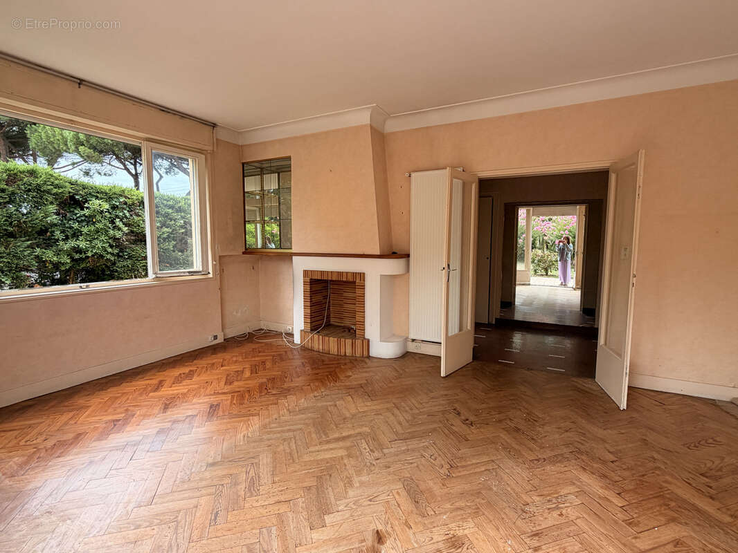 Maison avec terrain constructible Golf du Phare - photo 2