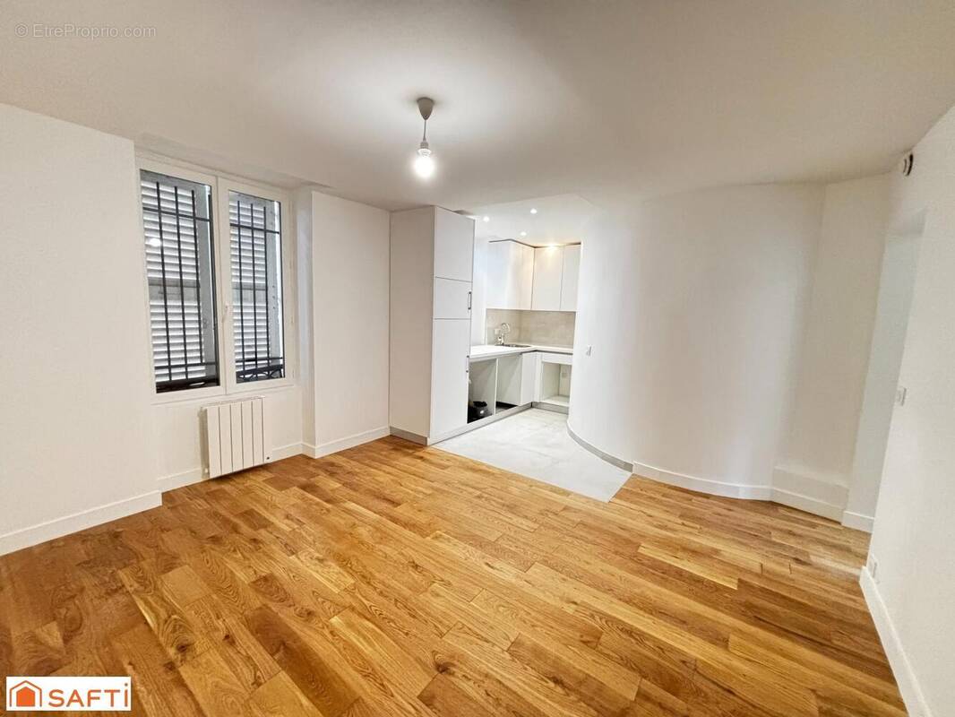 Photo 1 - Appartement à PARIS-20E