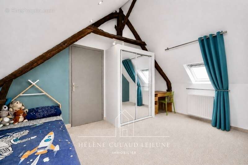 Maison en pierre - 97 m² - séné (port anna) - photo 7
