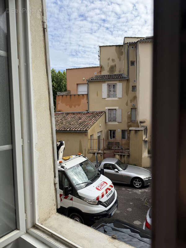 Appartement à L'ISLE-SUR-LA-SORGUE