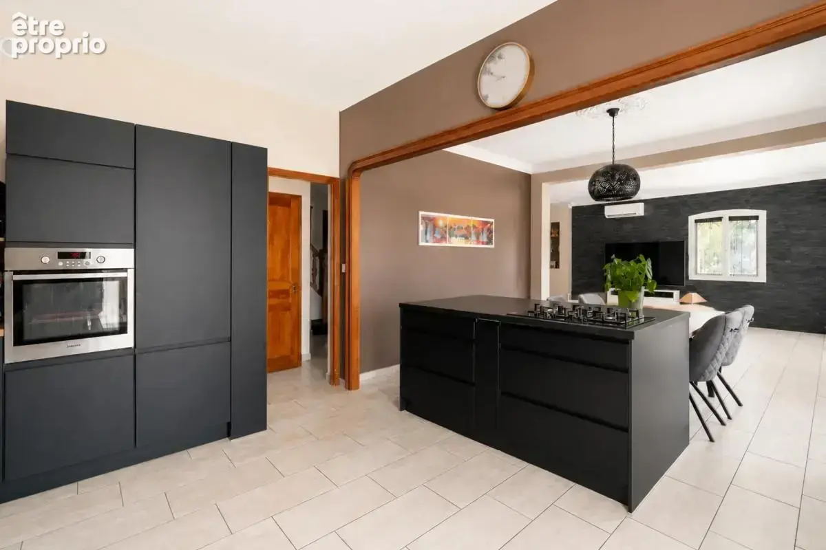 Maison de 6 pièces de 179 m² à Gabian - photo 7
