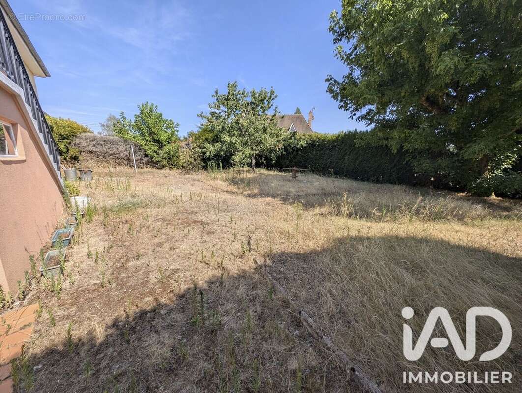 Maison 79 m² à Saint-Mars-D'outille  - photo 5