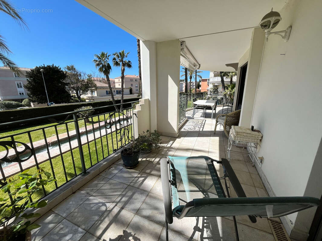 Appartement à SANARY-SUR-MER