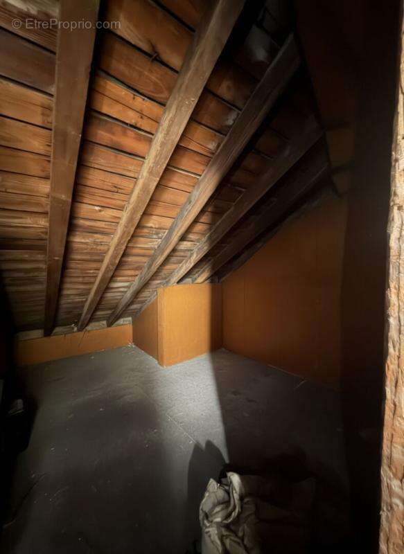 Appartement à PARIS-19E