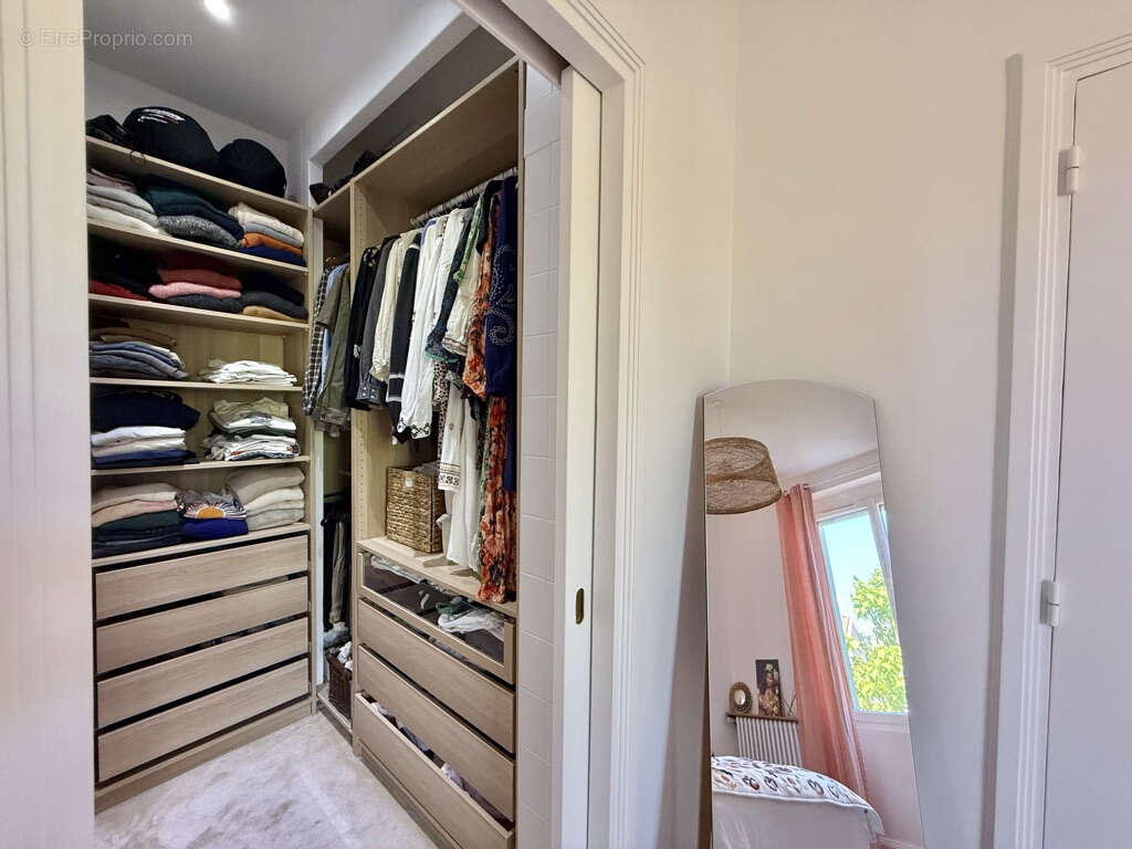 Maison à GUILHERAND-GRANGES