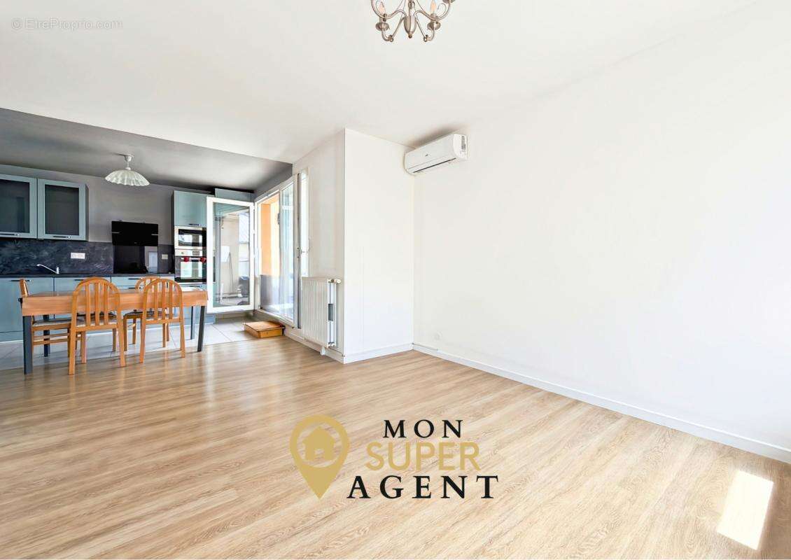 Appartement à MELUN