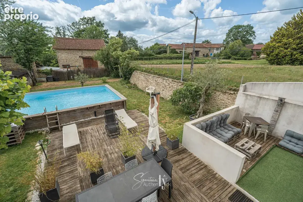 Maison 289 m² à Saint-Gence  - photo 7