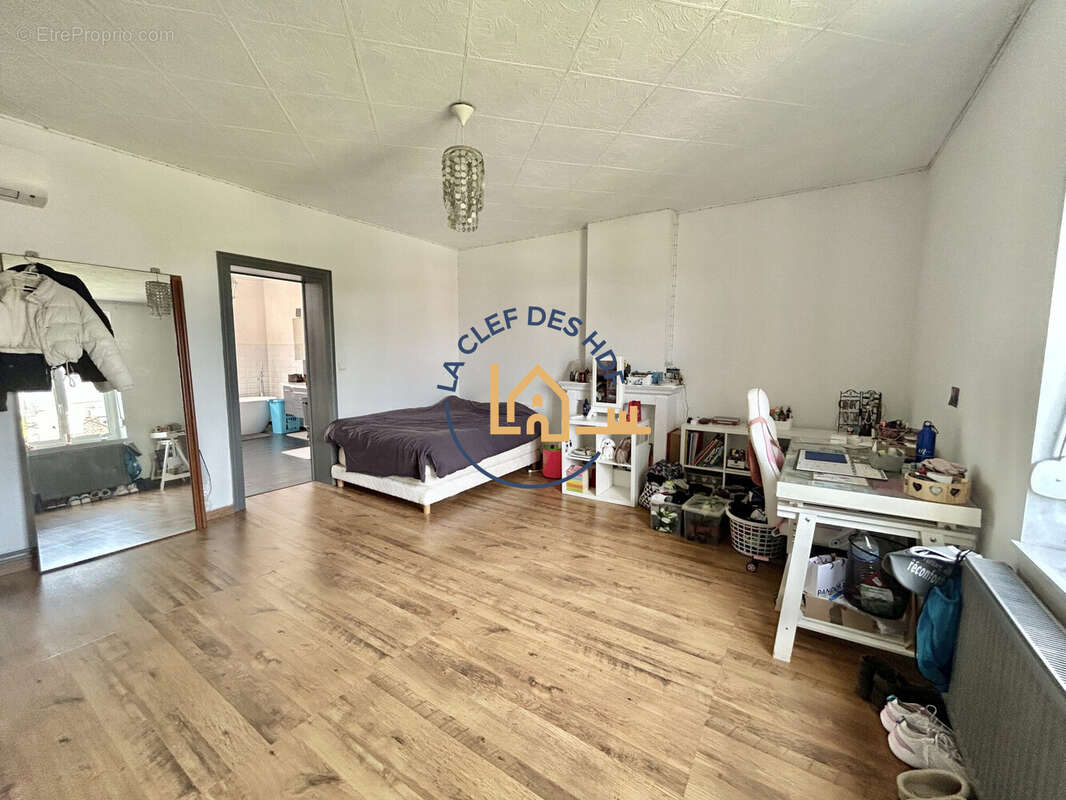 Maison à VIS-EN-ARTOIS