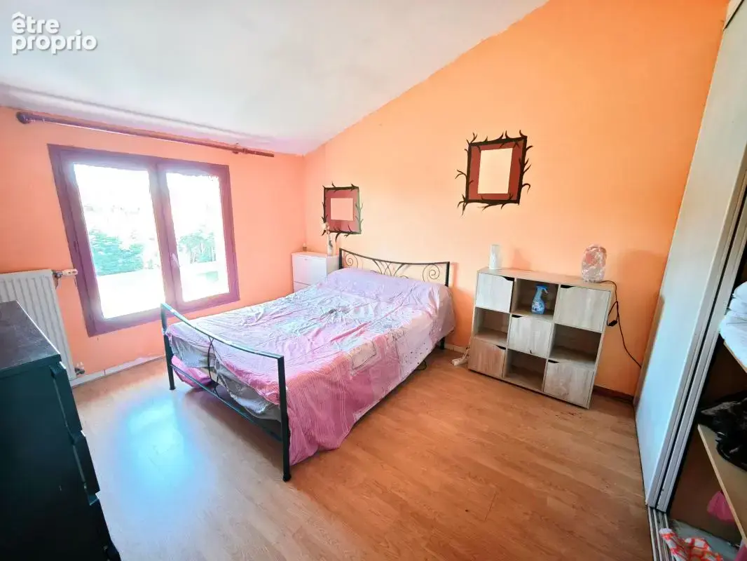  Plaisance : 178 m² à rénover ! 5 chambres, garage XXL, piscine & cheminée — Vos clés dès cet automne pour lancer votre projet ! - photo 7
