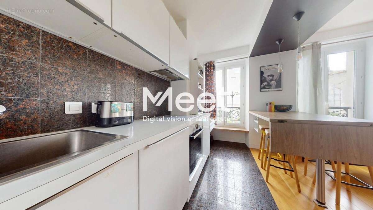 Appartement à PARIS-18E
