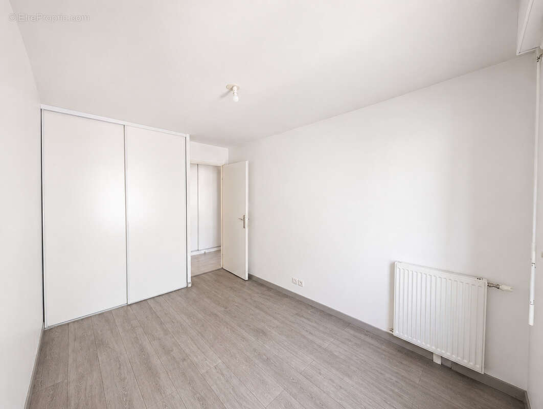 3 pièces avec terrasse et 3 parkings   Saint-Pierre-du-Perray - photo 8