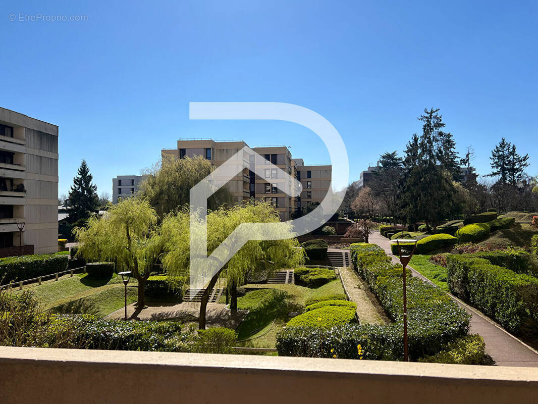 Appartement à ELANCOURT