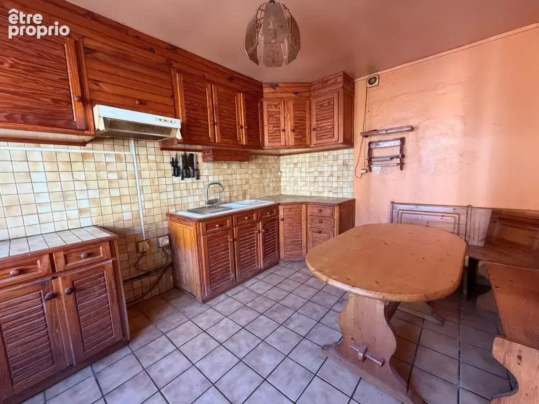 Mareuil sur lay dissais 85320 calme absolu avec tout a pied maison a rafraichir avec garage a prix fou - photo 7