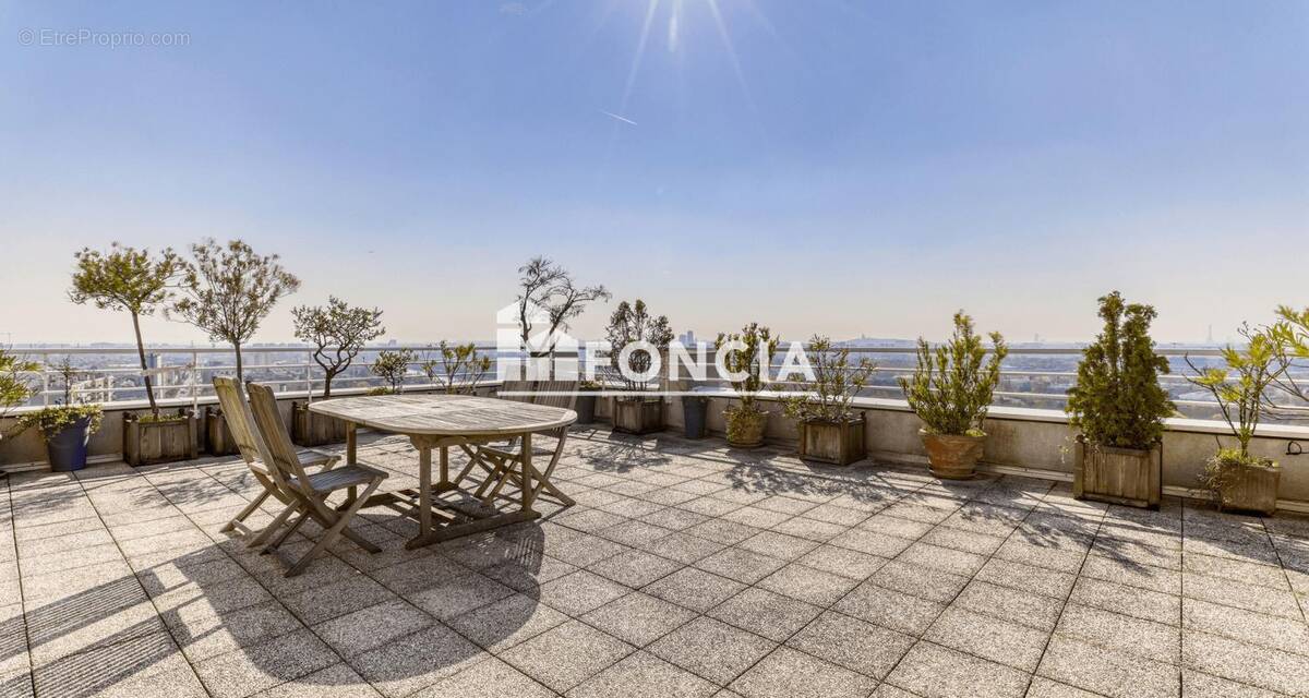 Appartement à EPINAY-SUR-SEINE