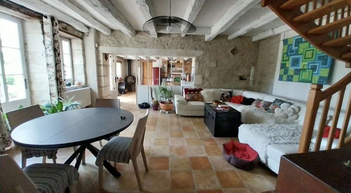 Maison à CHANCELADE