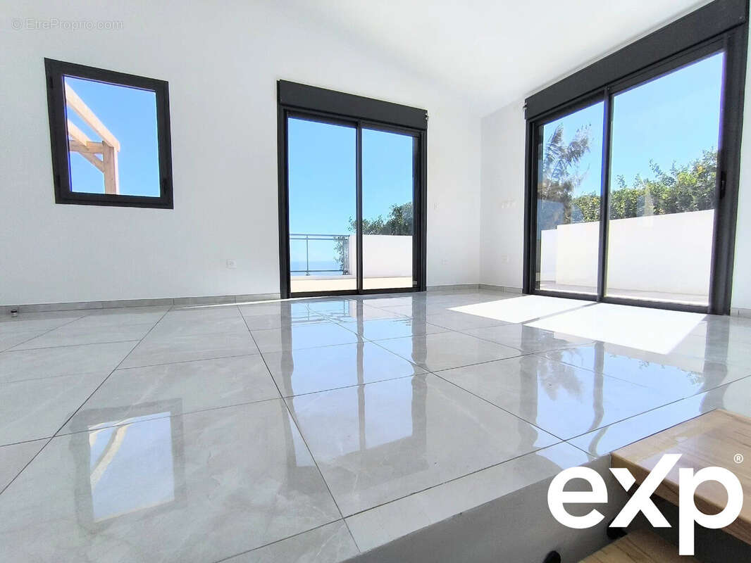 Appartement à SAINT-PIERRE