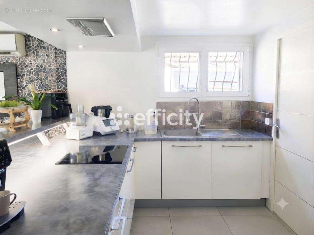Maison 170 m² à Baillargues  - photo 3