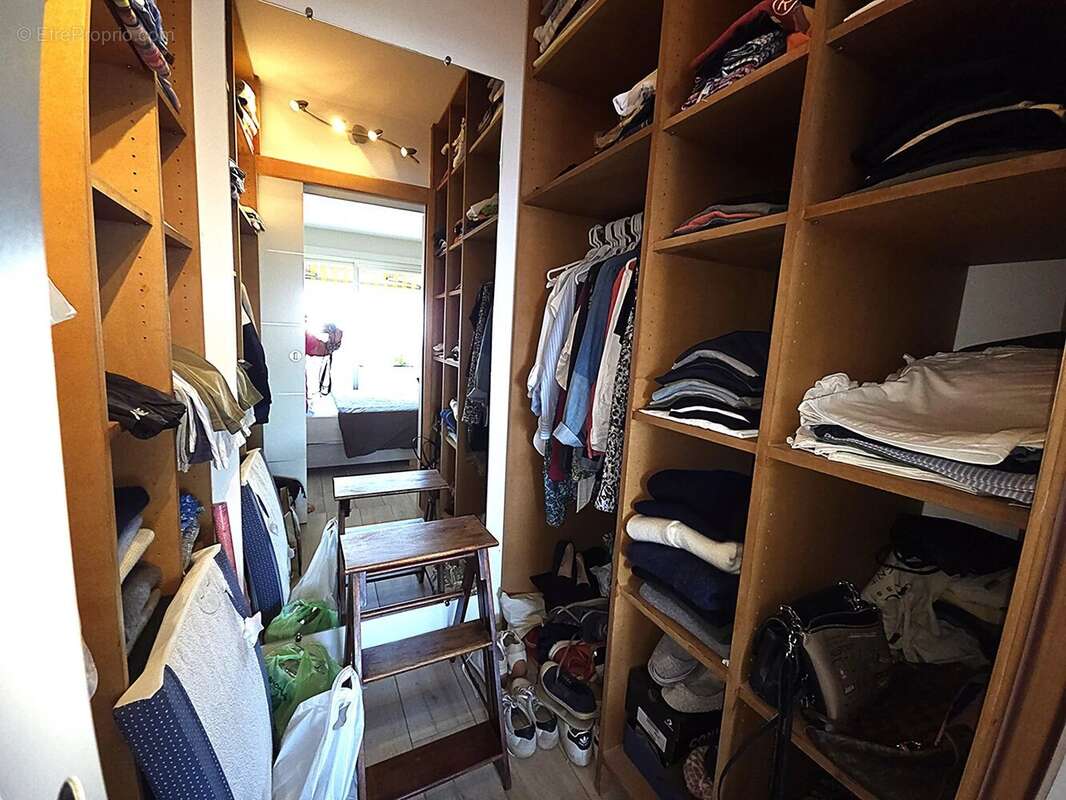 Appartement à VILLENEUVE-LOUBET