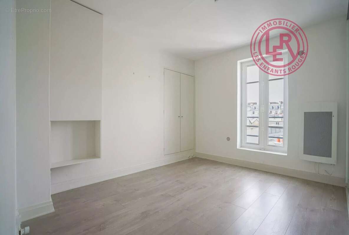 Paris 11ème - Roquette / Voltaire - Appartement 4 pièces en dernier étage avec ascenseur - photo 8