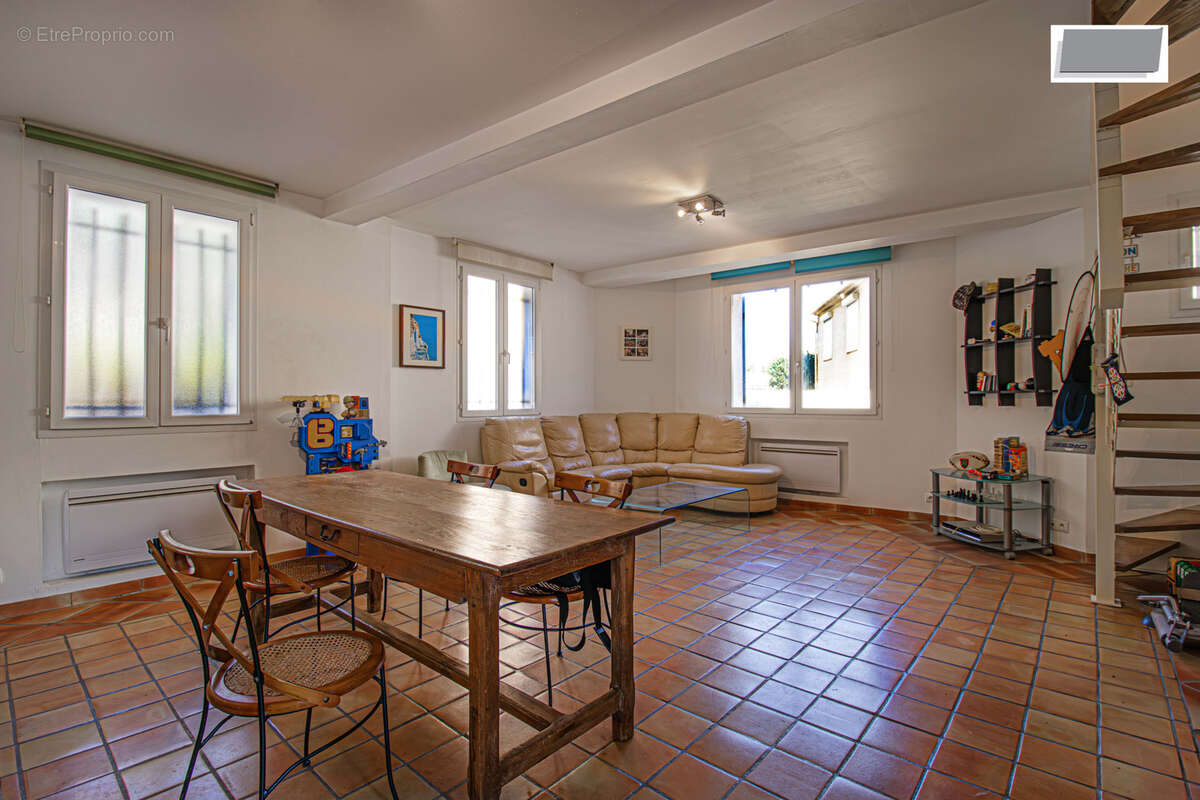 Maison à SIX-FOURS-LES-PLAGES