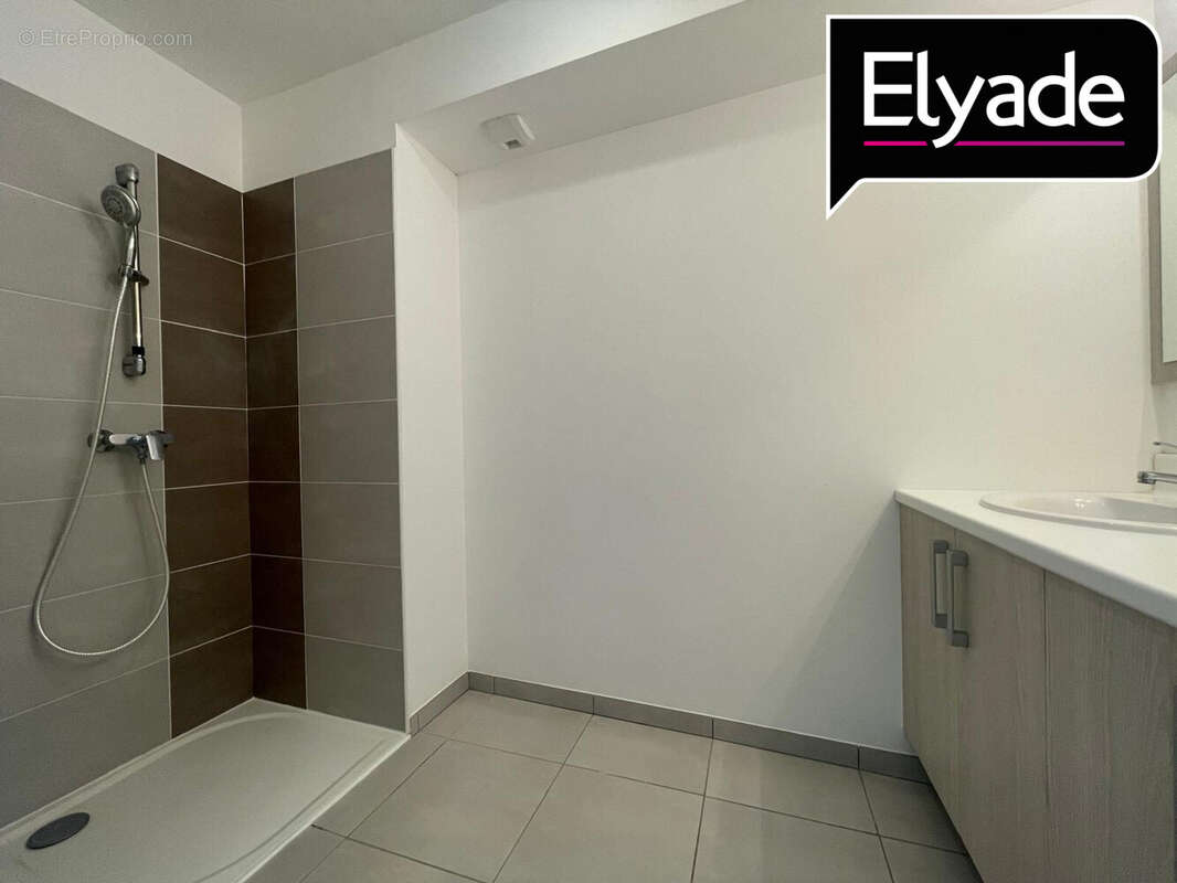 Appartement à CASTELNAU-LE-LEZ