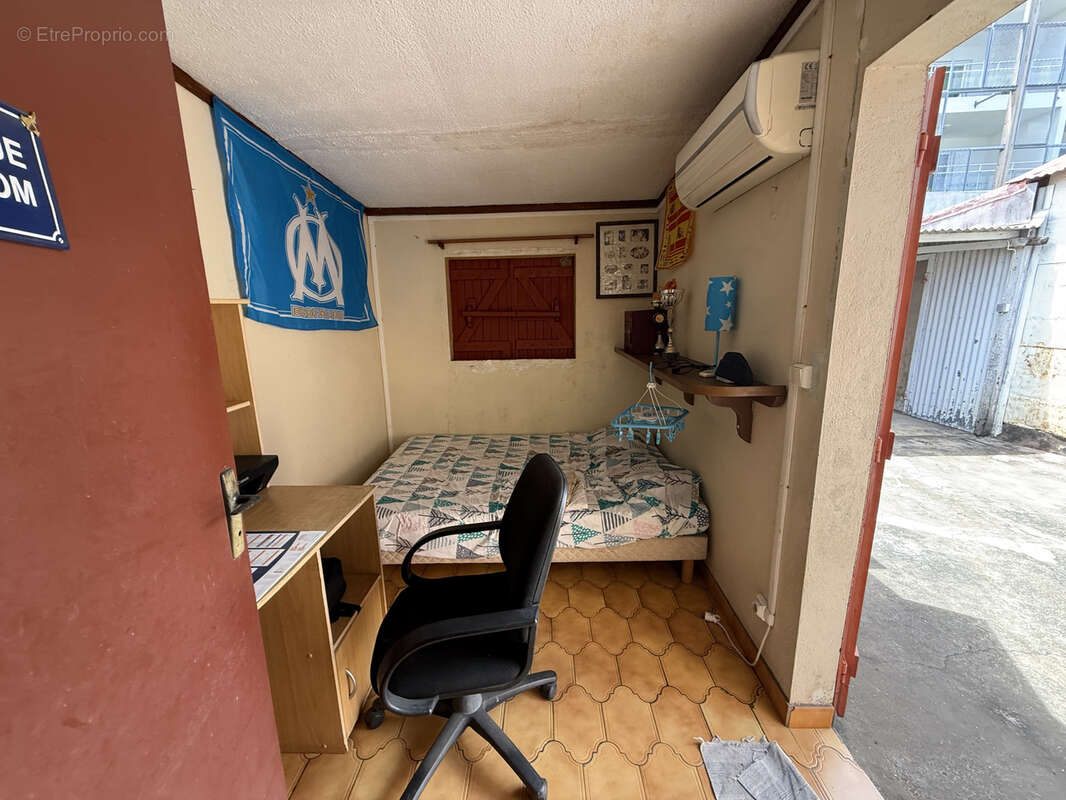 Maison à LE PORT