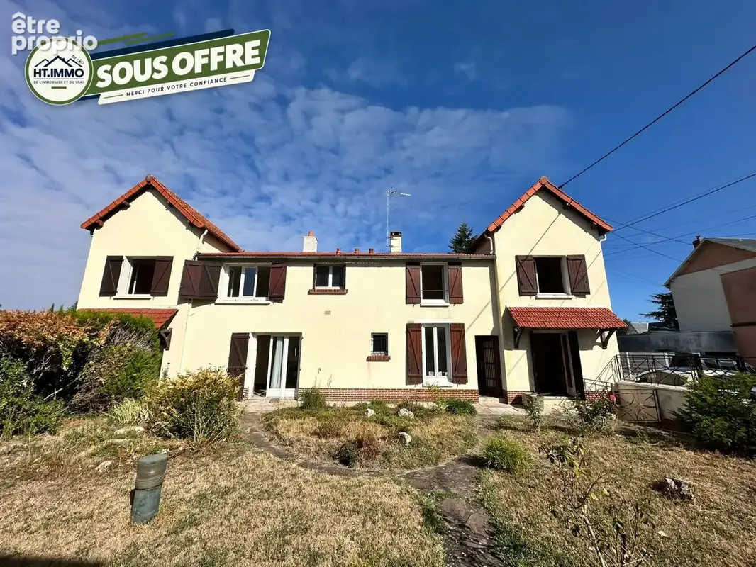 Maison à SAINT-JEAN-DE-BRAYE