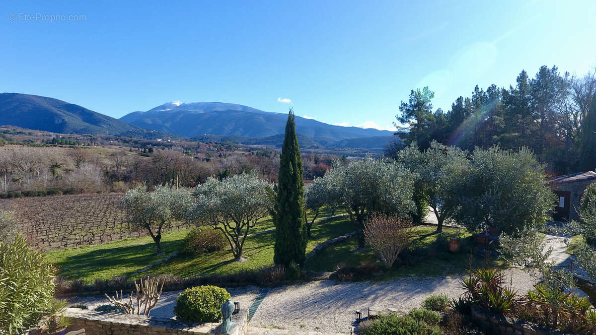 Maison à VAISON-LA-ROMAINE