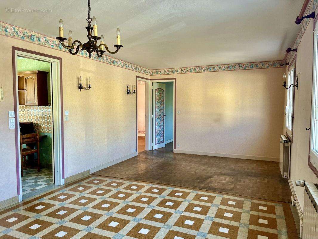 Maison à MOURMELON-LE-PETIT