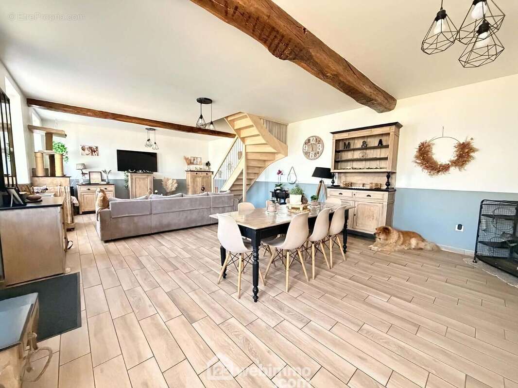 Maison 136 m² à Cessieres  - photo 2