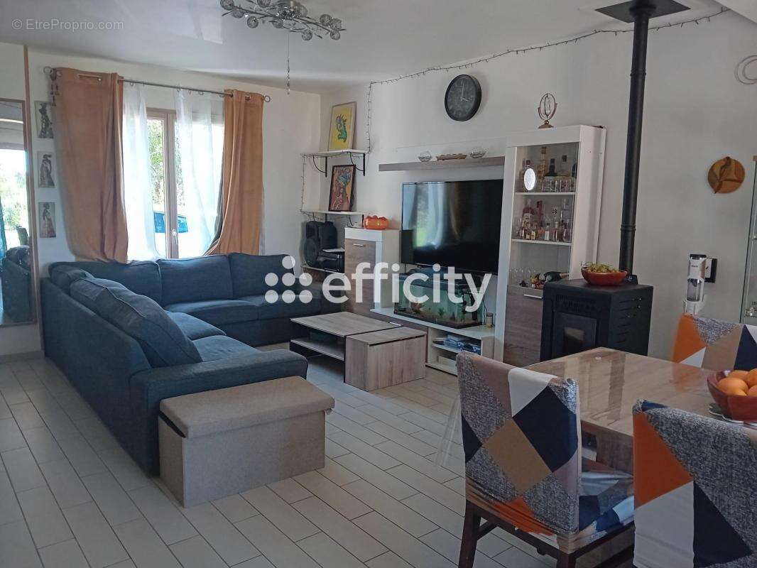 Maison à SAINT-PATRICE