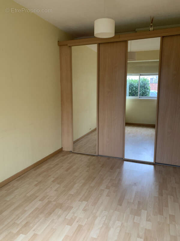 Appartement à SAINT-MAUR-DES-FOSSES