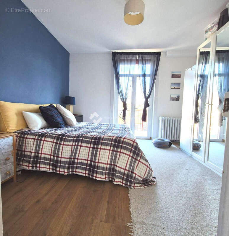 Maison 220 m² à Lancrans  - photo 8