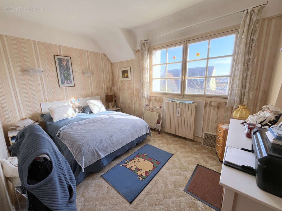 Maison à BU