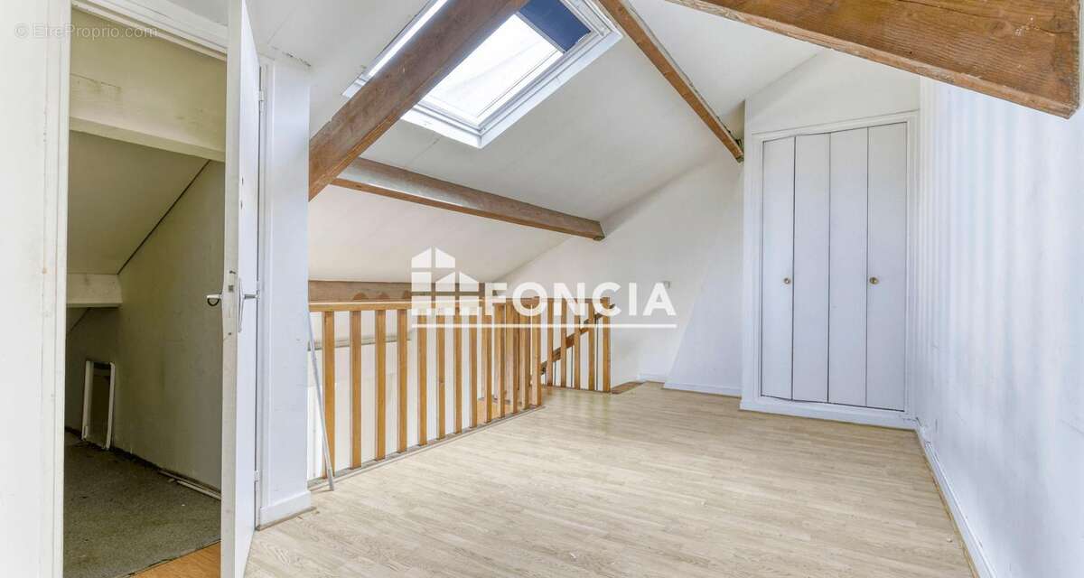 Appartement à VERSAILLES