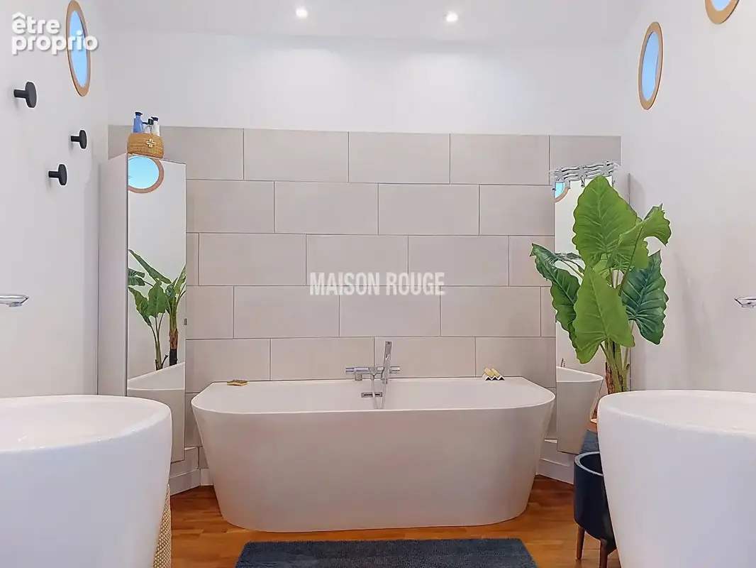 Exclusivité Maison Rouge , Loft de prestige de près de 200 m² avec vue exceptionnelle sur un monument historique en hyper centre - photo 12