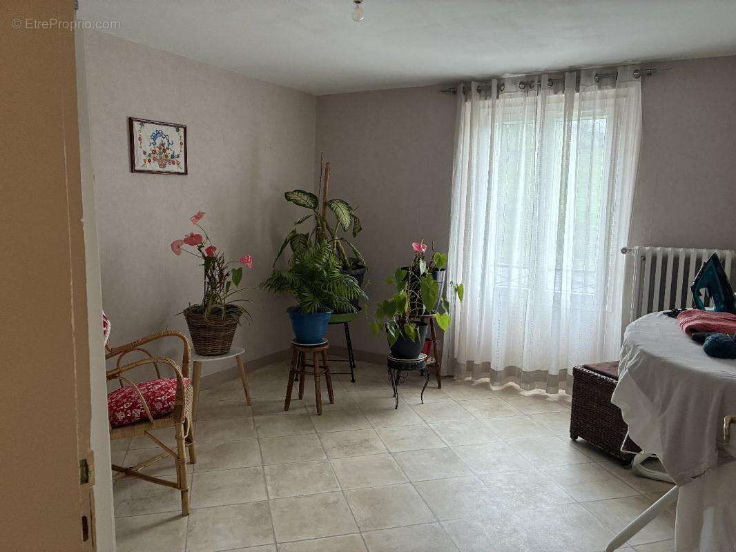 Maison à MONTREDON