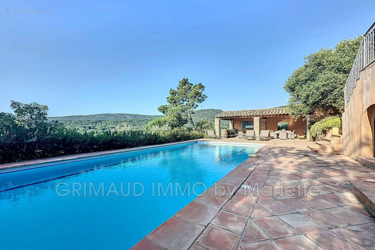 Maison à PLAN-DE-LA-TOUR