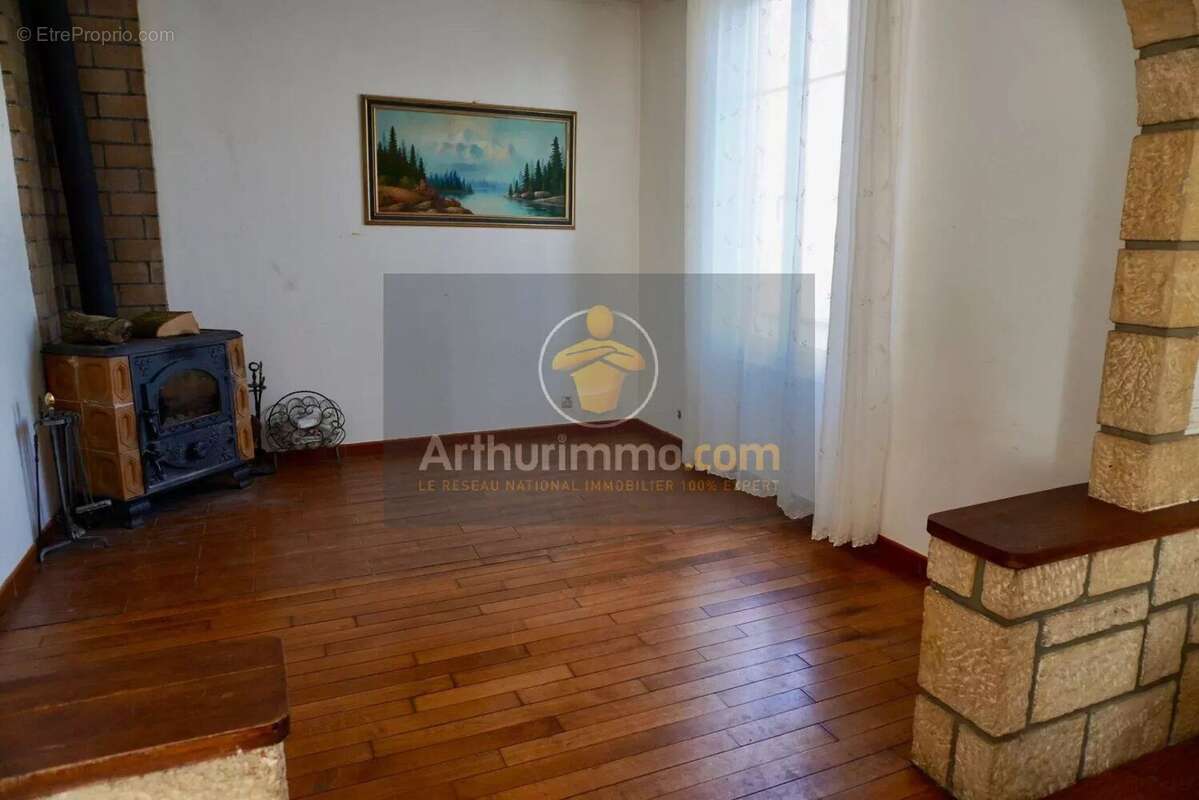 Maison à GRETZ-ARMAINVILLIERS